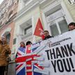 Probrytyjska demonstracja w pobliżu ambasady Wielkiej Brytanii w Kijowie