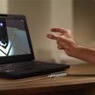 Kontroler Leap Motion na razie jest oferowany jako oddzielny gadżet dołączany do komputera przez por