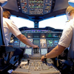 Kolejne linie lotnicze zmuszają pilotów do bezpłatnych urlopów