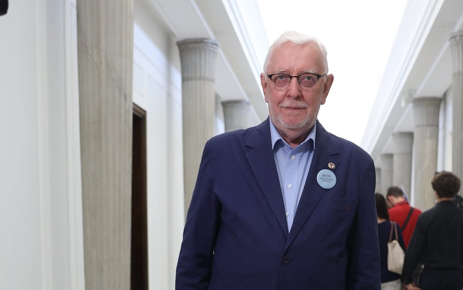 Najważniejsze błędy zostały popełnione w 1989 r. Sądownictwo powszechne nie zostało ruszone – mówi J