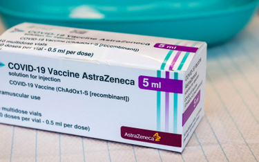 Europejskie państwa wznawiają szczepienia AstraZeneką