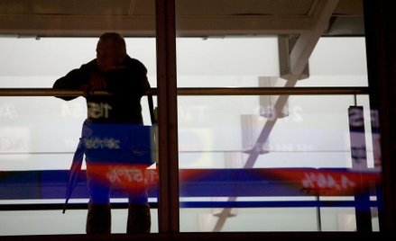 Byki zepchnięte do głębokiej defensywy