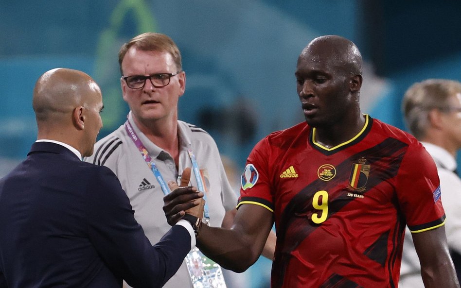 Trenerów Belgów Roberto Martinez i Romelu Lukaku