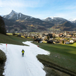 Wysokie jak na zimę temperatury pozbawiły śniegu między innymi Schruns w Austrii