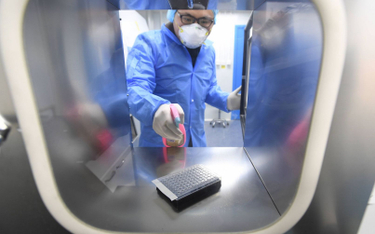Koronawirus. Dr Fauci chce zobaczyć dane pracowników laboratorium z Wuhan
