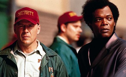 Środa – film dnia: Niezniszczalny ***