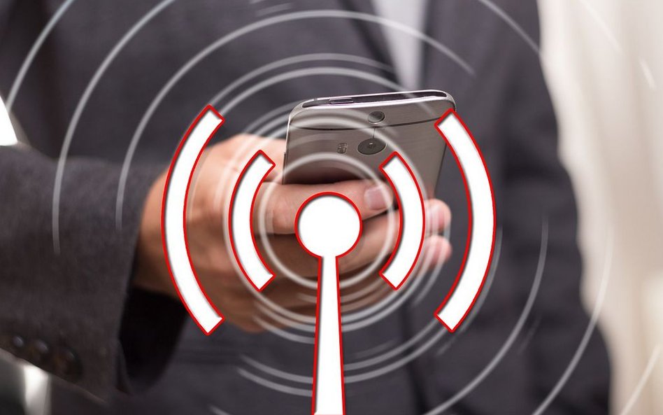 Dzięki temu wzmocnisz bezpieczeństwo sieci Wi-Fi. Umieść router w centralnym miejscu lokalizacji, na