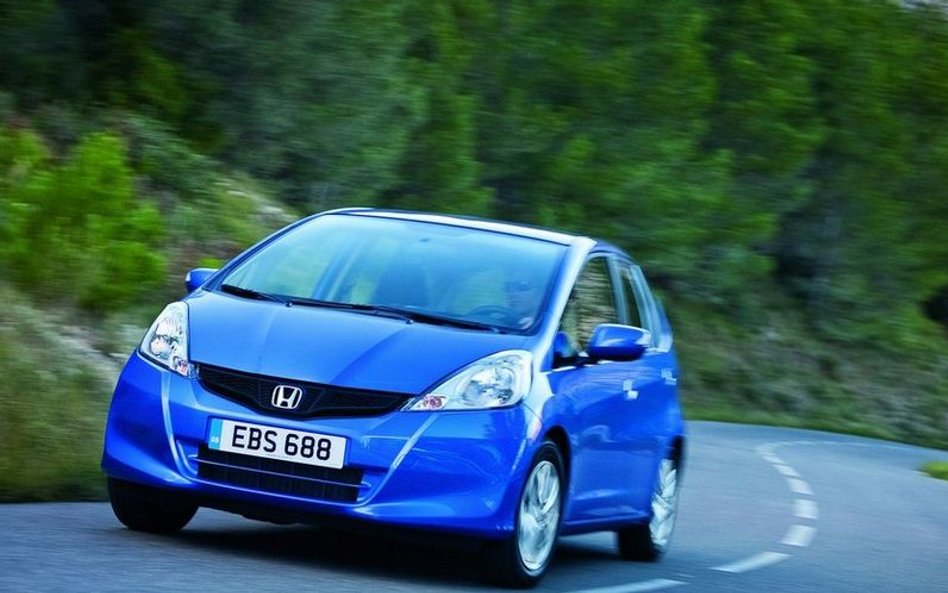 Drugie miejsce na podium zajmuje mały, miejski samochód z Japonii. Honda Jazz otrzymała bardzo dobry