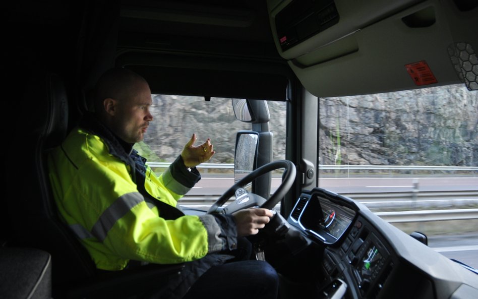 Rząd zdecydował: koniec z podróżą służbową w transporcie