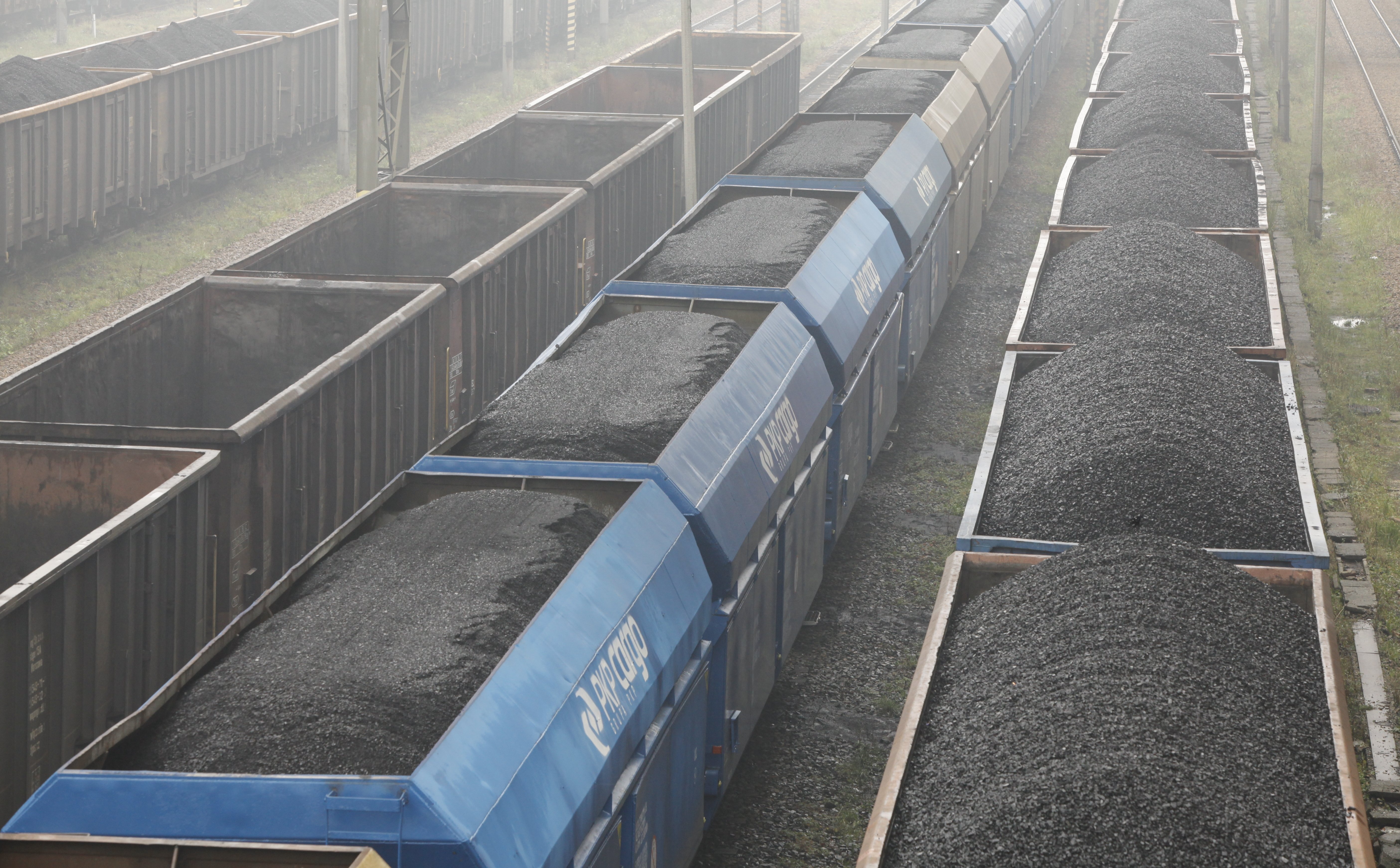 PKP Cargo zamierza pozbyć się zbędnych węglarek. Trafią na złom