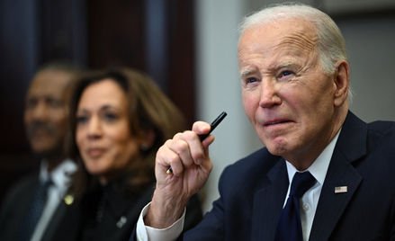 Rosyjskim koncernom naftowym puszczają nerwy. Joe Biden wymierza ostatni cios