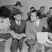 31 października 1938 r.: Orson Welles tłumaczy reporterom, że nie było jego intencją wywołanie panik