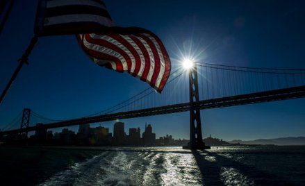 W styczniu po raz pierwszy w historii Amerykanie więcej wydali w restauracjach i barach, niż w sklep