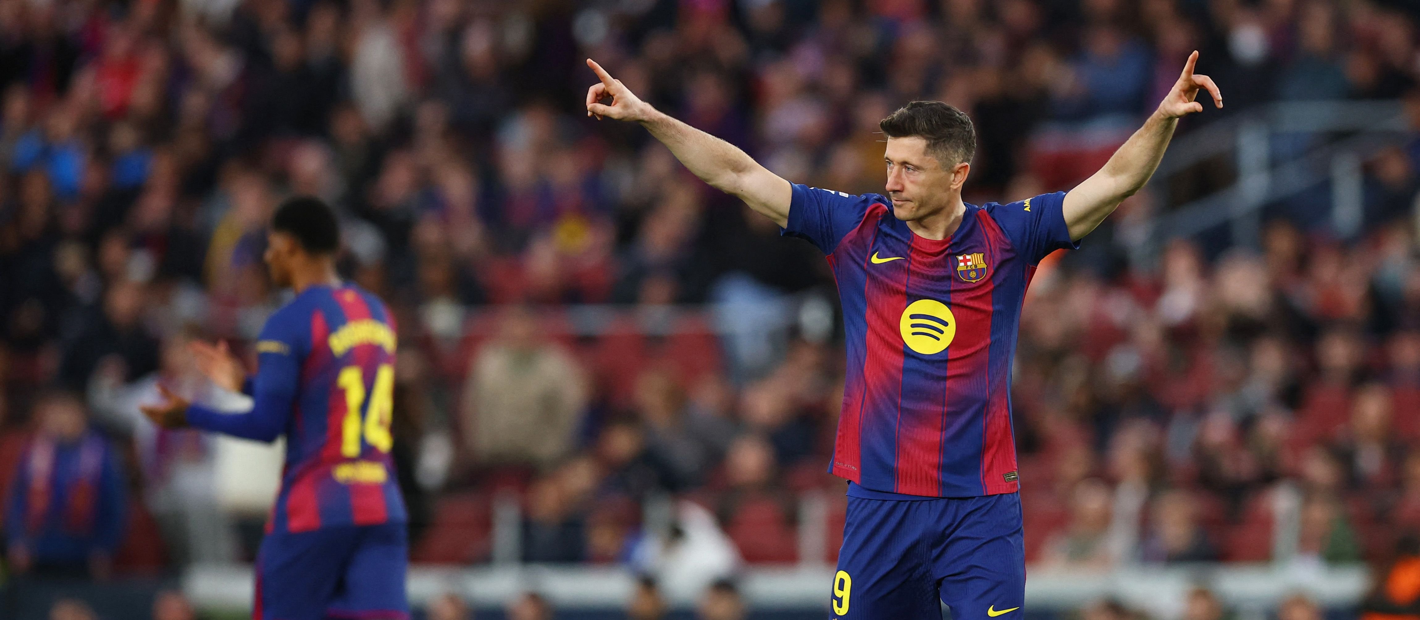 Barcelona wybiera prezesa. Gra o przyszłość Roberta Lewandowskiego