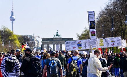 Niemiecki wywiad przygląda się przeciwnikom lockdownu