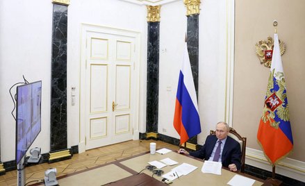 Władimir Putin uważa, że zwycięża, ale na jego armię już pada cień