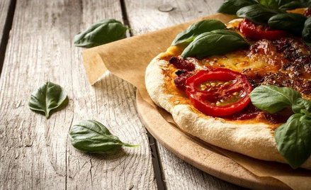 AmRest przejmuje 100 proc. udziałów w Pizza Topco France