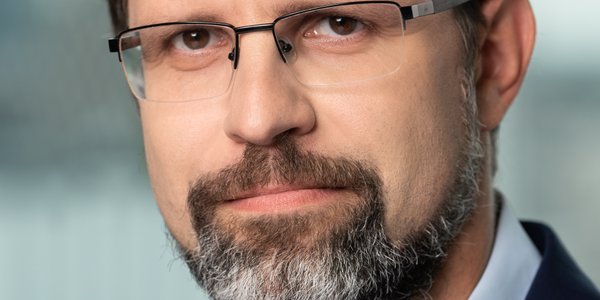 Нужно сделать два шага вперёд