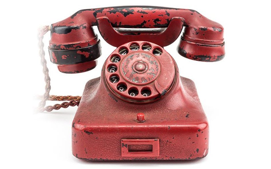 Czerwony telefon Hitlera wystawiony na aukcję