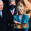 Prezydent Joe Biden przysięgał na Biblię, która jest w jego rodzinie od 1893 roku