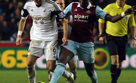 Michu (z lewej), gwiazda Swansea