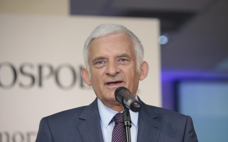 Buzek: Między rządem a samorządem trwa spór