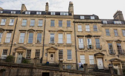 The Guardian: Drogie domy kuszą przestępców