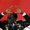 Robert Mugabe, prezydent Zimbabwe, poucza inwestorów