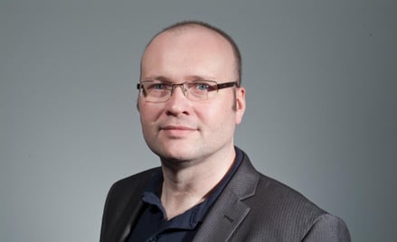 Hubert Salik: Kombinat emocji, fabryka pieniędzy