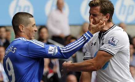 Torres uniknie kary za podrapanie obrońcy Tottenhamu