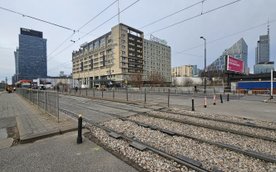 Miejsce, gdzie pierwotnie znajdowały się przystanki na ulicy Towarowej. Niektórzy warszawiacy pamięt