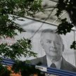Spór dotyczy tzw. kampanii informacyjnej PiS – billboardów z hasłem "Premier Jarosław Kaczyński" i s