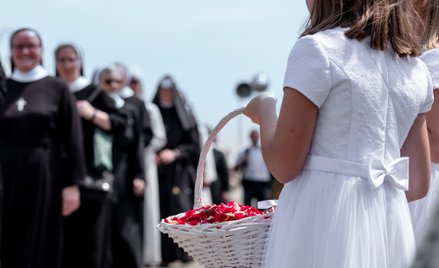 W Boże Ciało będzie ciepło, ale pochmurnie. Jaka pogoda czeka nas w długi weekend?