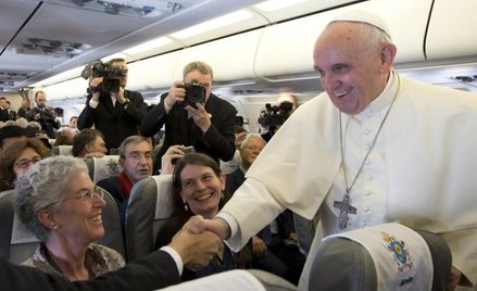W podróży na Bliski Wschód papieżowi towarzyszy kilkudziesięciu dziennikarzy