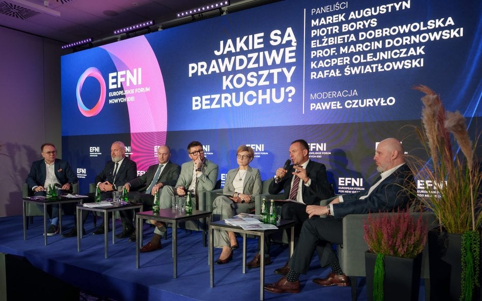 Uczestnicy debaty „Jakie są prawdziwe koszty bezruchu?”