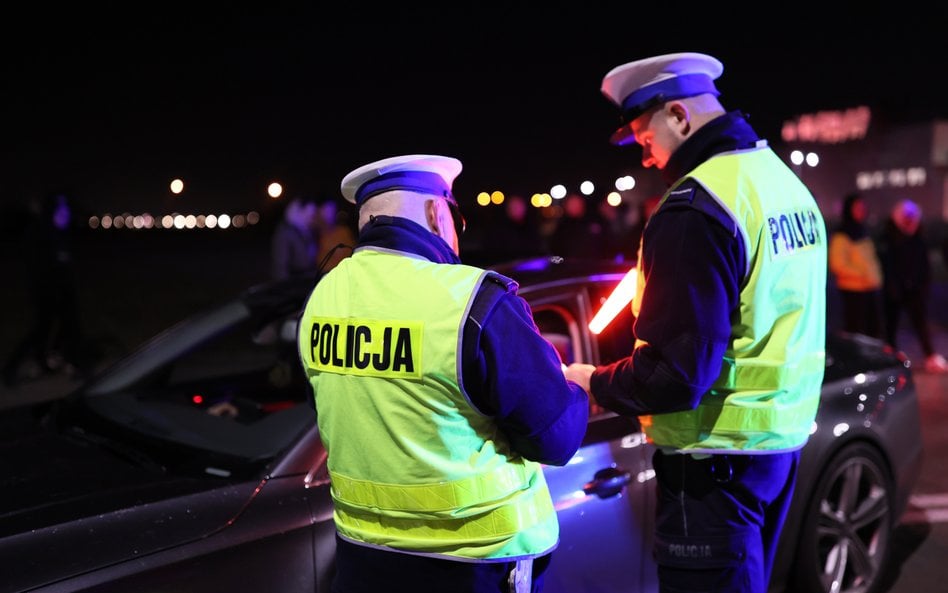 Policjanci podczas kontroli sprawdzą nie tylko prędkość, ale również trzeźwość kierowców, stan pojaz