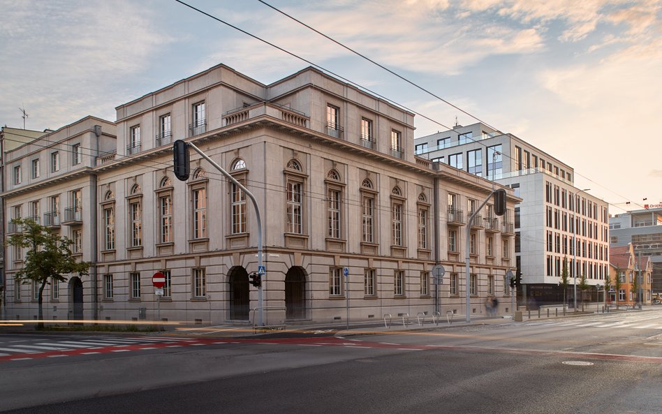 Nową hotelową funkcję zyskał budynek Bank Polski 1929 u zbiegu ul. 10 lutego i 3 maja w Gdyni