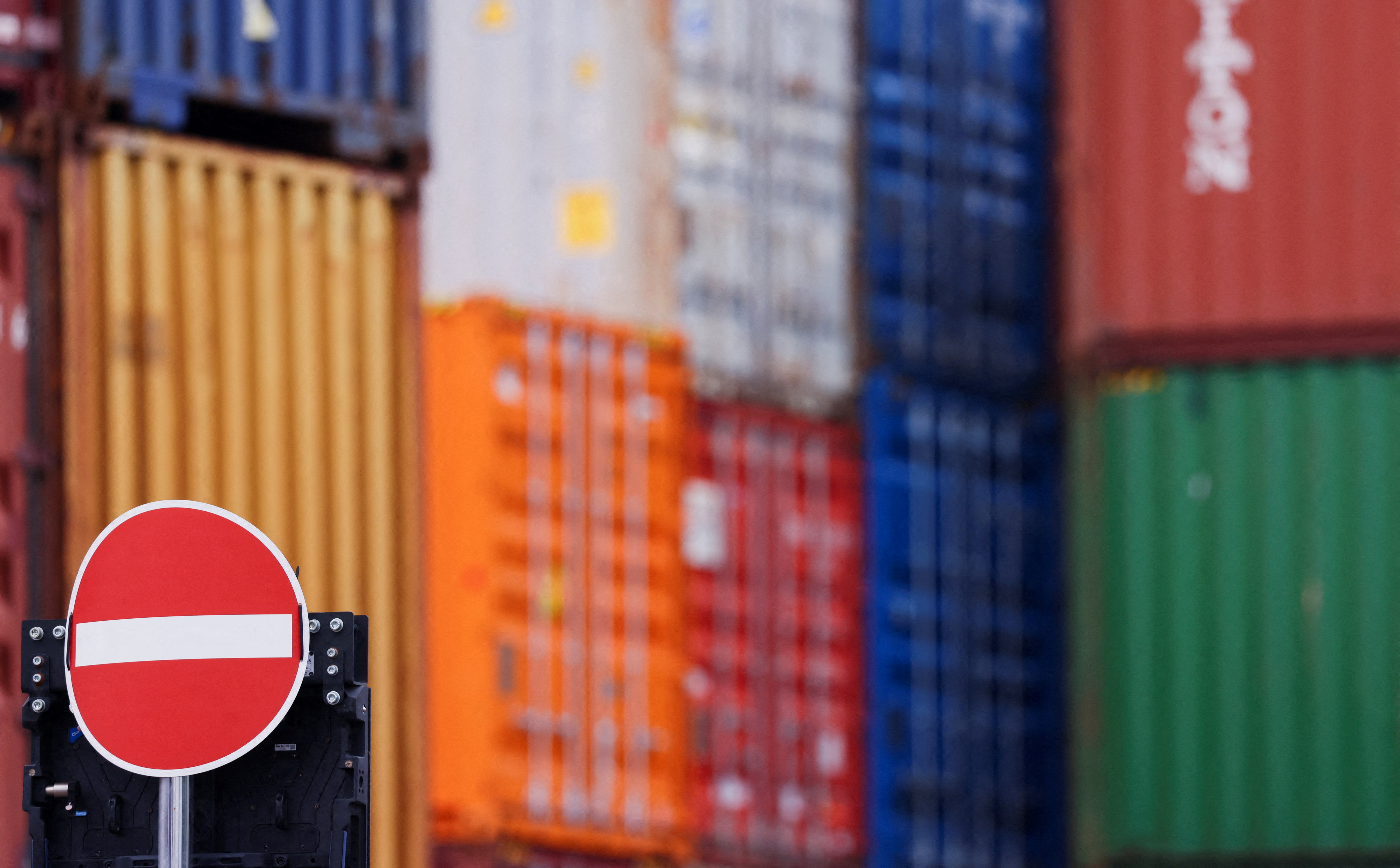 Wyższe amerykańskie cła na towary z UE zaszkodzą polskim firmom w Europie