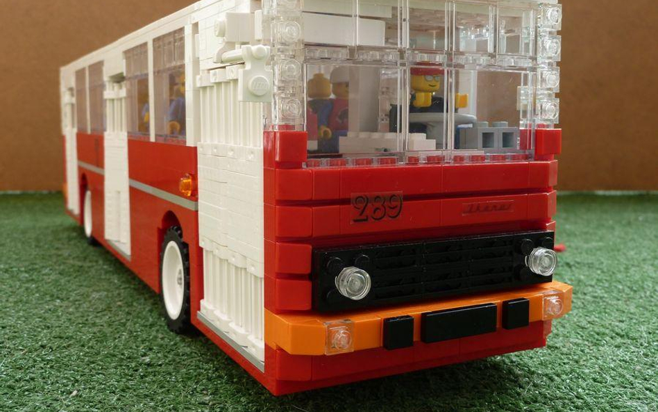 Warszawski Ikarus z Lego