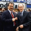 Kwiecień 2002. Jeszcze jako zwykli panowie od telewizji, członek KRRiT Włodzimierz Czarzasty i preze