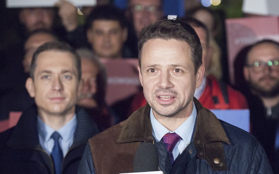 Trzaskowski: Nie tak dawno szczuto na mnie, teraz na nauczycieli