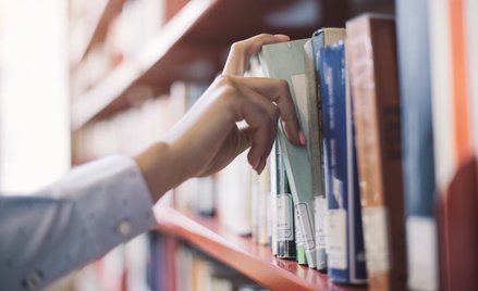 Egzamin ósmoklasisty. Krótsza lista lektur niż w podstawie programowej