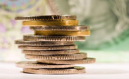 Płace brutto przebiły 3000 zł