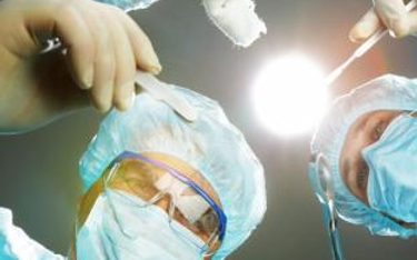 Opanowanie techniki chirurgicznej wymaga lat pracy