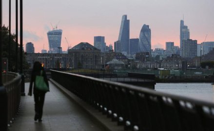 Wielka Brytania zamierza domagać się od Unii Europejskiej zwrotu części z piwnicy 42 tys. butelek wi