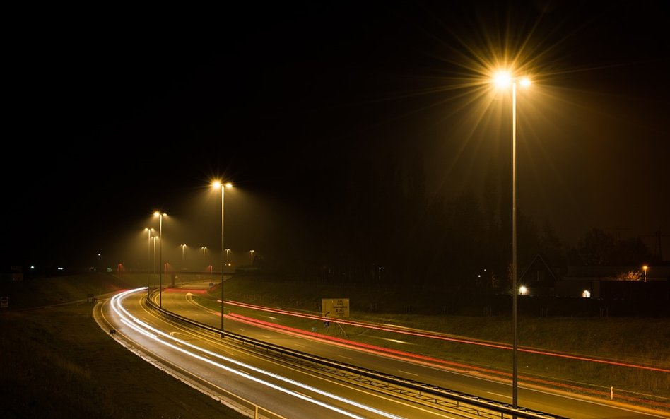 3,3 mln lamp czeka na smart