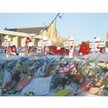 Jedno z kilku miejsc upamiętniających masakrę na Northern Illinois University z 14 lutego 2008 r., w