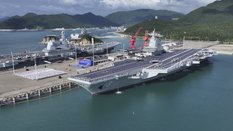 Chiński lotniskowiec Fujian