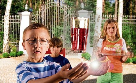 „Magiczne drzewo” łączy fantastyczne zdarzenia z realnym życiem