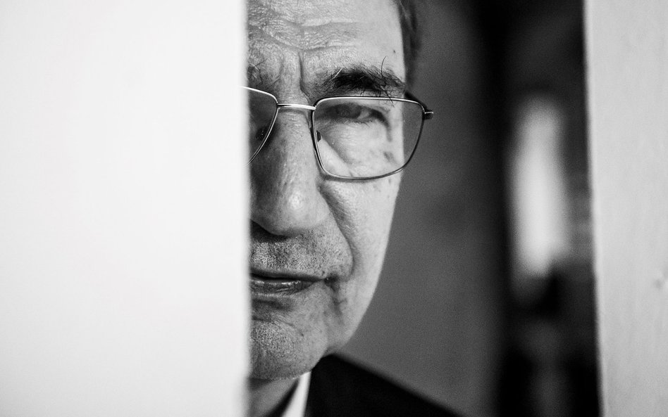 Orhan Pamuk. Strach przed życiem w strachu